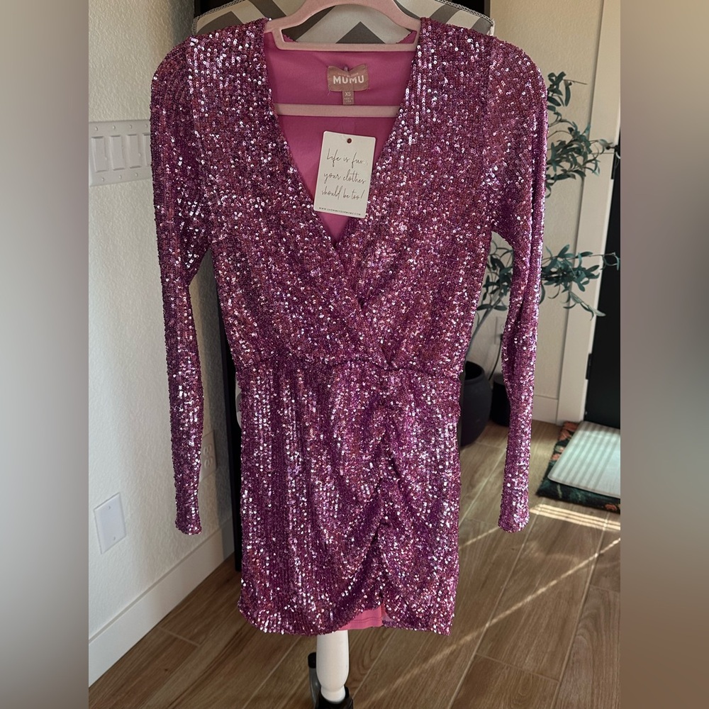 🆕NWT SHOW ME YOUR MUMU Party Hop Dress 
Color: Pink XS - Picture 5 of 7